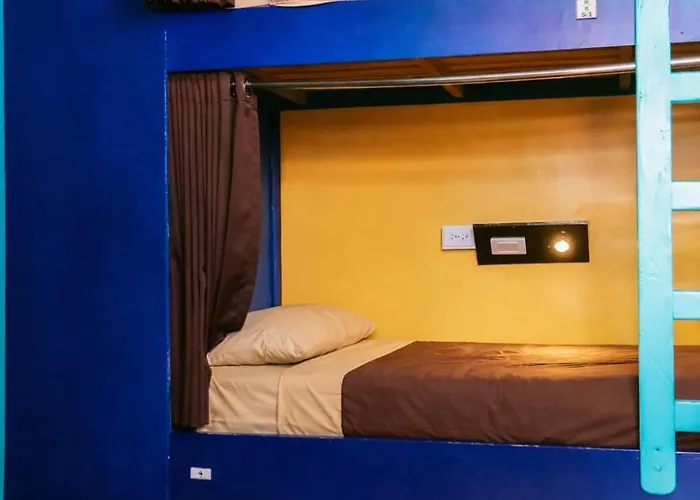 Wild Rover Cusco Hostel *